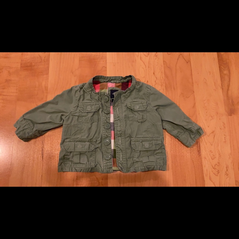 Baby Gap Baby Girls 6-12 Months Lightweight Jacket